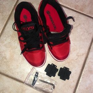 Boy’s Heelys